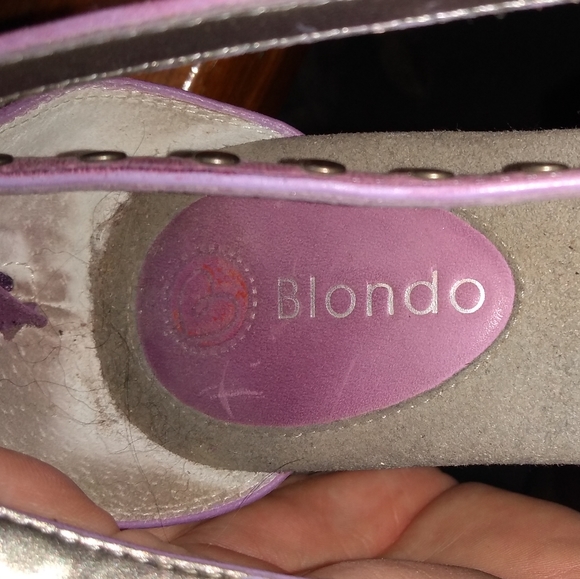 Blondo Purple Strappy Leather Sandals, Size 8W, Zippered Backs, Studded … - Picture 8 of 12